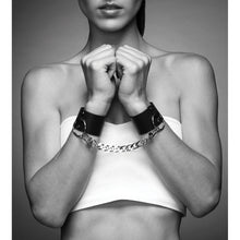  Bijoux Indiscrets Maze Wide Cuffs